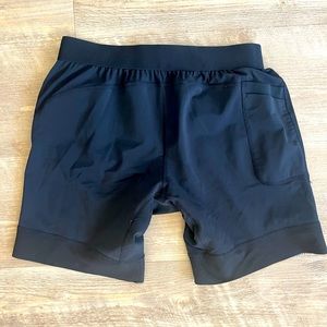 Ten Thousand - The Compression Short - men’s medium - black - 7” inseam